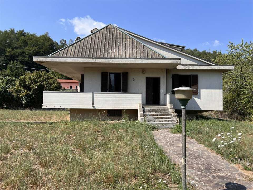 Casa indipendente Località Teglia, Pontremoli