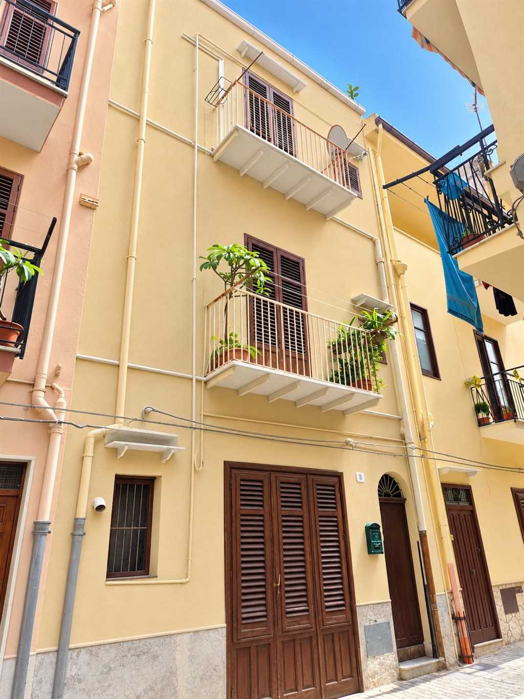 Casa indipendente Via Consolo, Termini Imerese