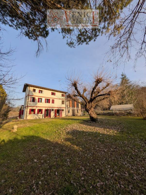 Casa indipendente Collalto, Susegana