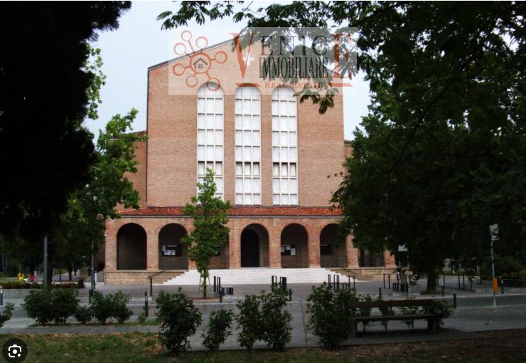 Attività  commerciale Marghera, Venezia