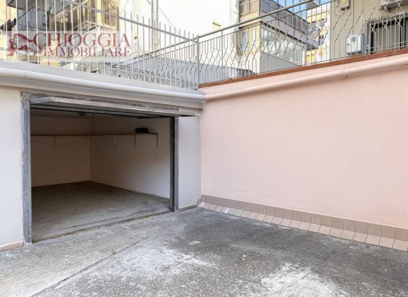 Box - Garage - Posto Auto Sottomarina, Chioggia