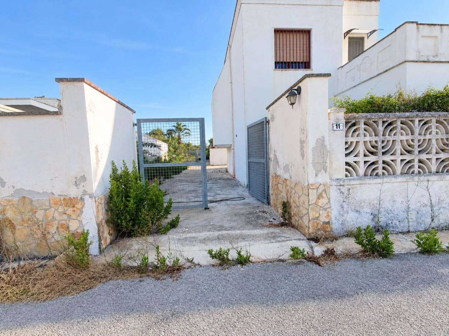 Villa Via delle Saggine,  11, Lecce