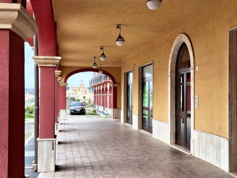 Negozio Piazza Unità d'Italia, Piazza Armerina