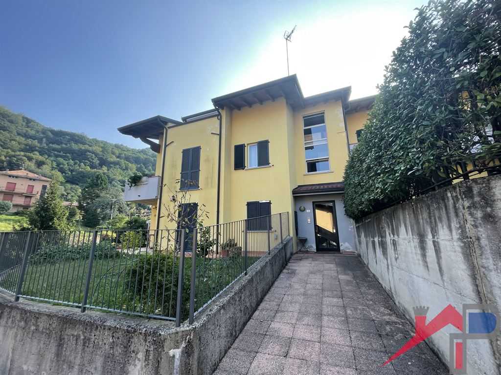 Appartamento, Torre de' Busi