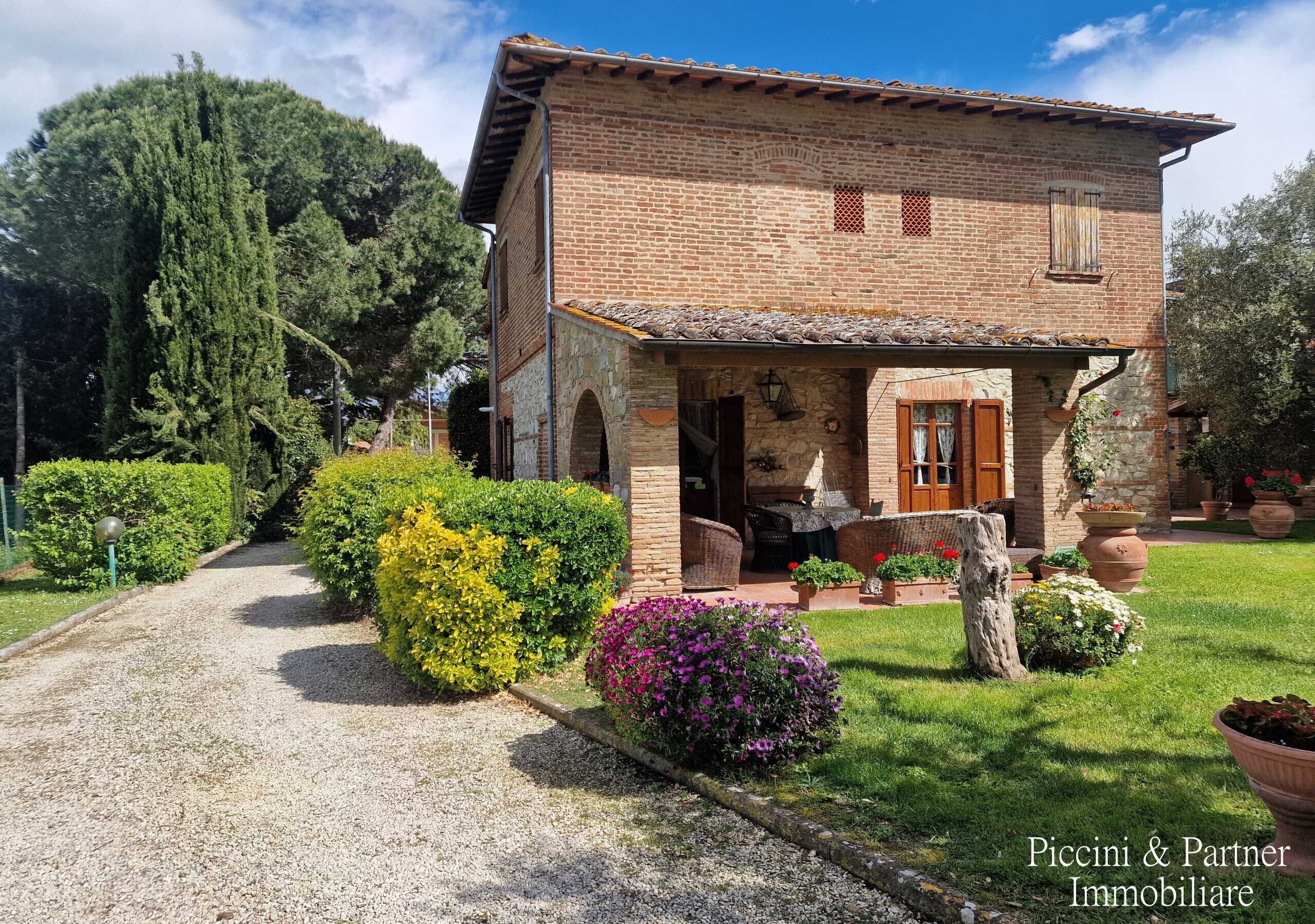 Casa indipendente Via Castiglionese, Castiglione del Lago
