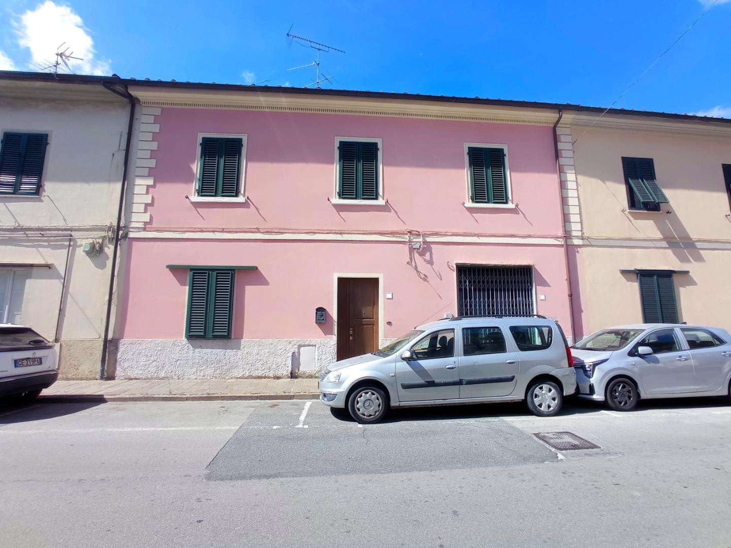 Villetta a schiera Via XX Settembre,, San Giuliano Terme