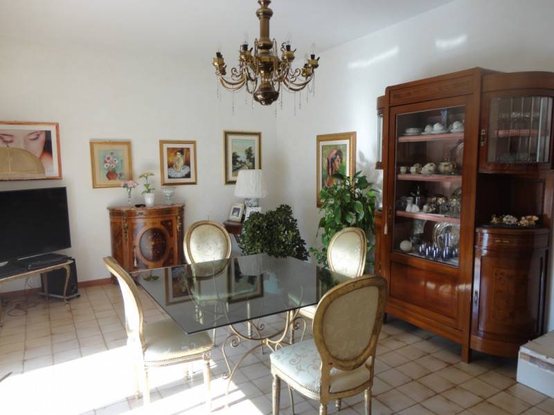 Appartamento Strada da Ceglie a Modugno, Modugno