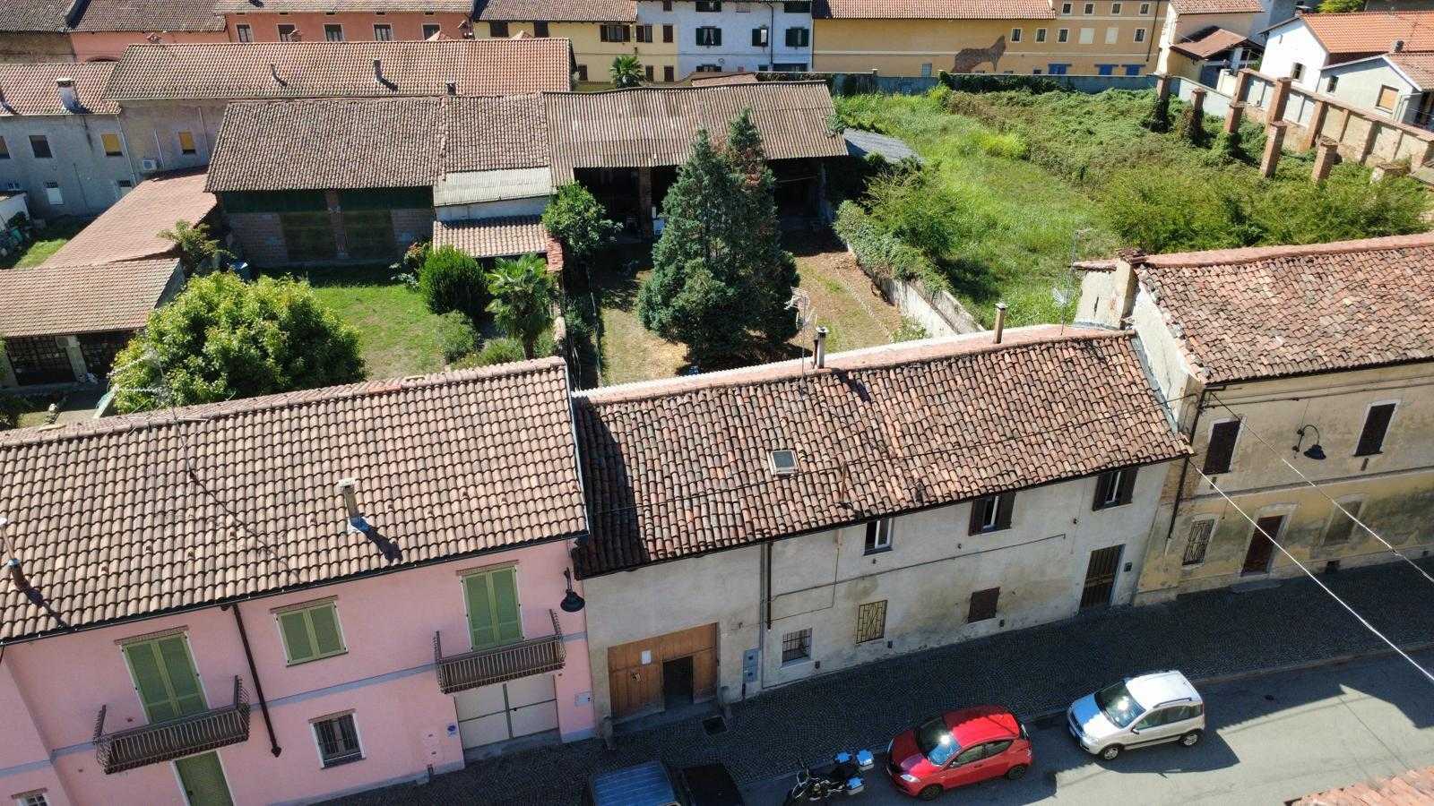 Casa indipendente Corso Leone Giordano, Livorno Ferraris