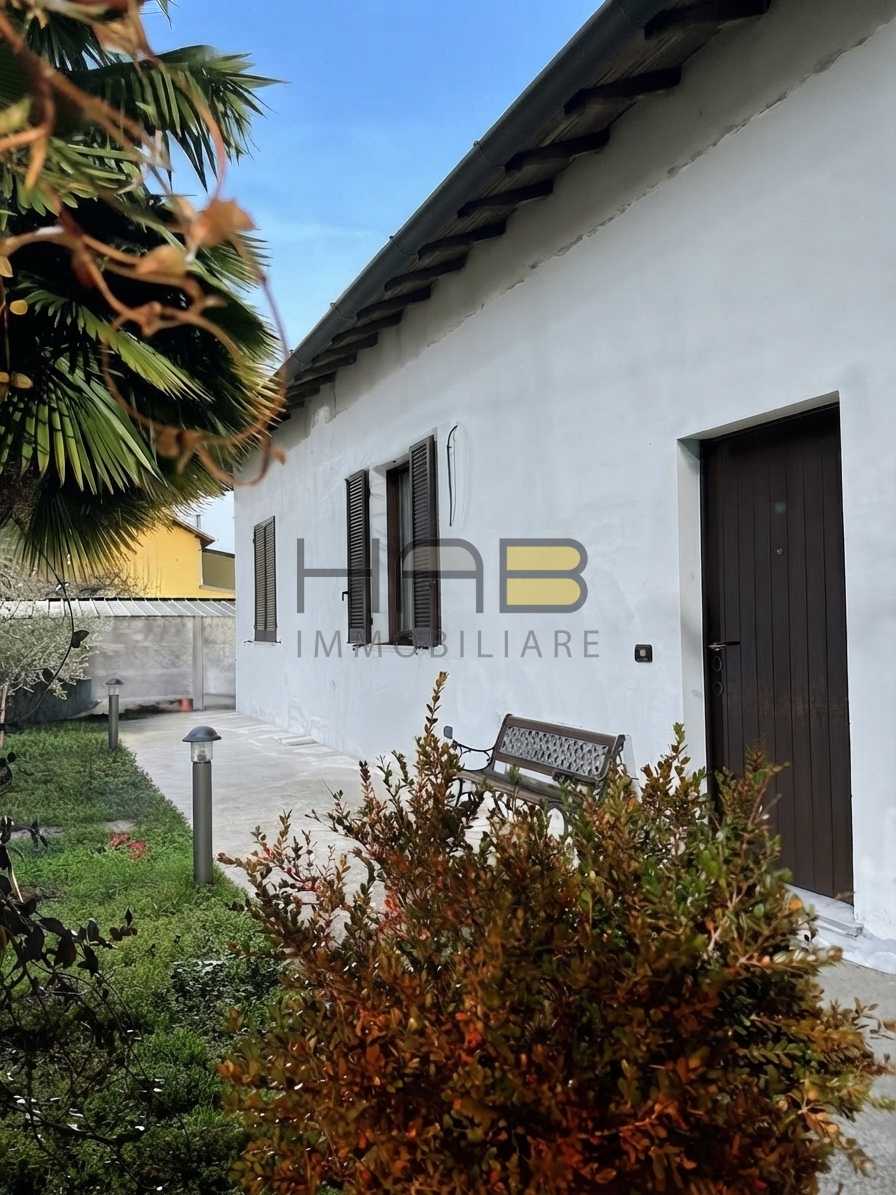 Casa indipendente Via Ferno, Busto Arsizio
