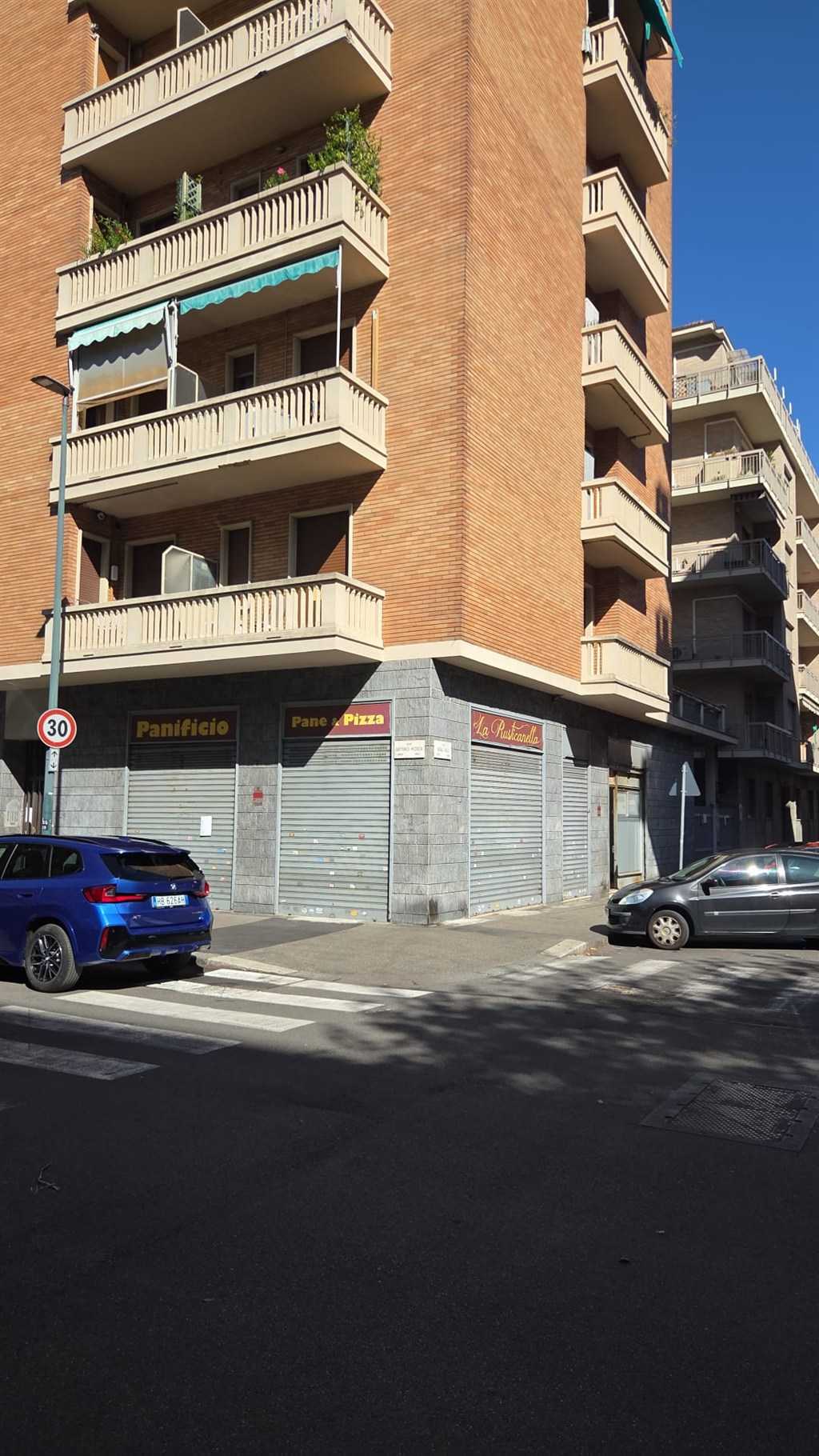 Negozio VIA MOSCA, Torino