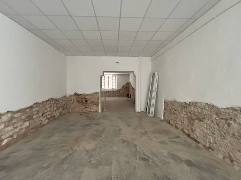 Magazzino - Deposito Sant'Ambrogio di Valpolicella - Centro, Sant'Ambrogio di Valpolicella