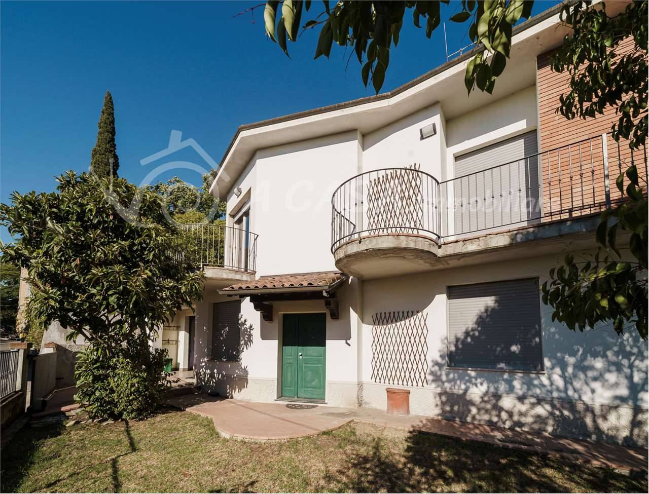 Villa Via Guglielmo Marconi, 60, Fornovo di Taro