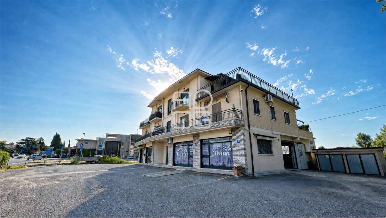 Palazzo - Stabile, Sirmione