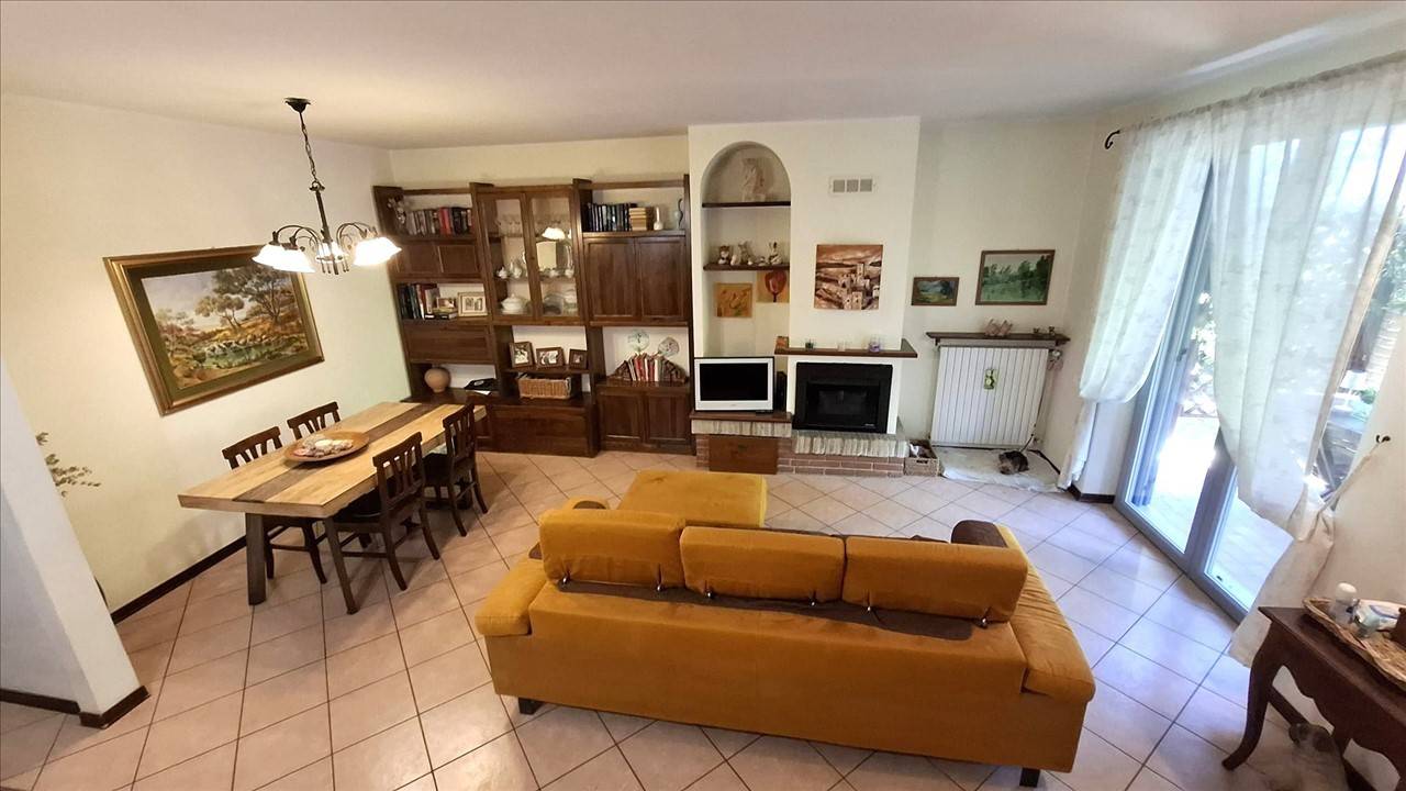 Casa Bi - Trifamiliare Peep, Farnesiana, Piacenza