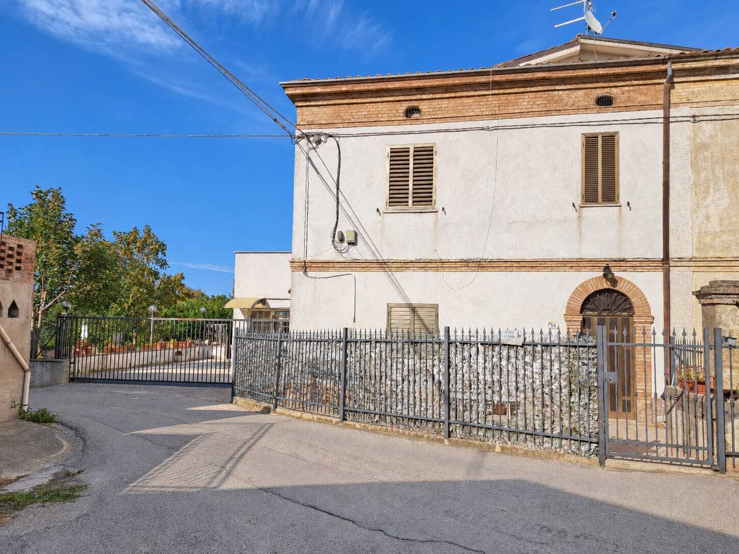 Porzione di casa Contrada Villa Andreoli, Lanciano
