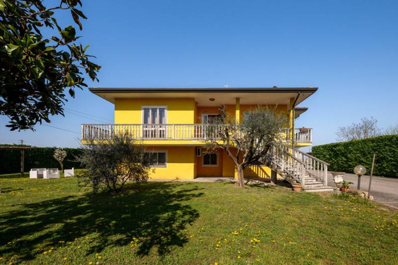 Casa indipendente Via Erbecè, Monselice