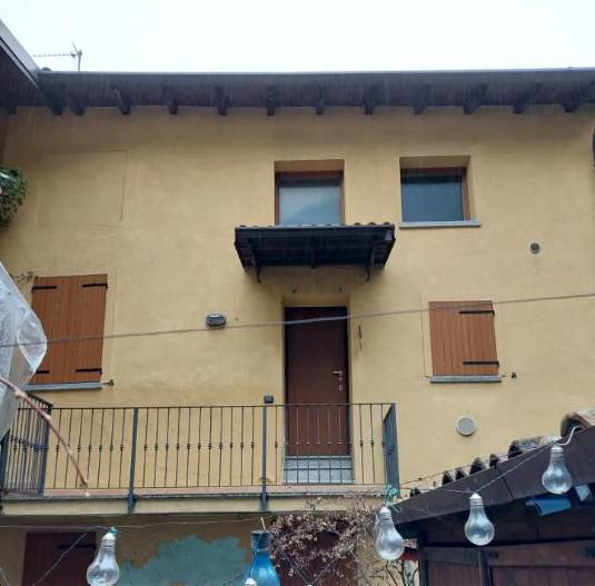 Appartamento Via Carrobio, Valbrona