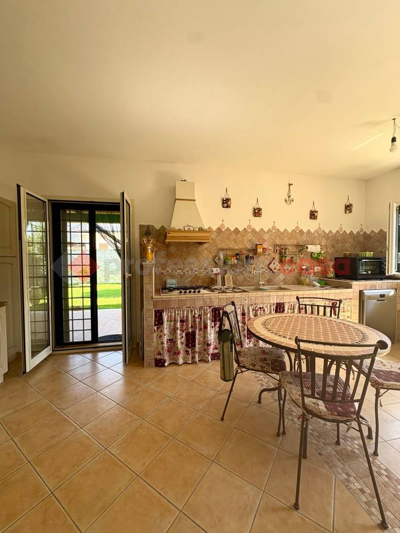 Casa Bi - Trifamiliare Centro Residenziale Colle Circeo I Lato Sud, San Felice Circeo