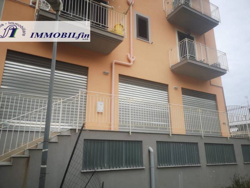 Negozio Corso Vittorio Emanuele / Via Nazionale, 5, Villabate