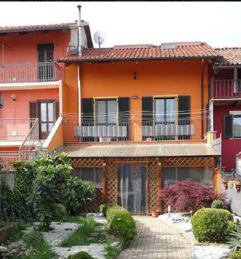 Casa indipendente Strada Avaro, 4, Bricherasio