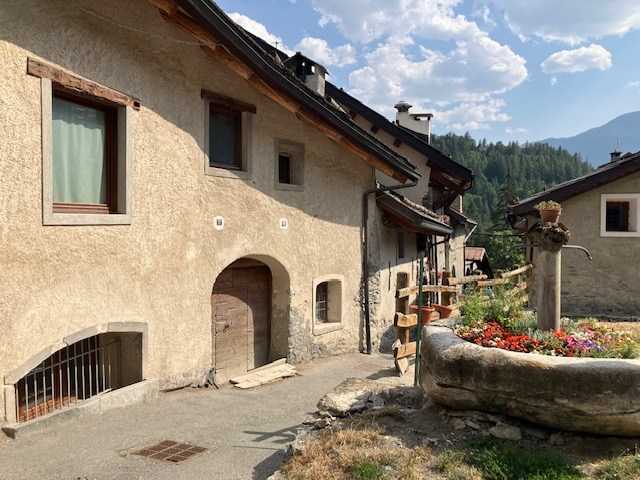 Casale Frazione Fenils, Cesana Torinese