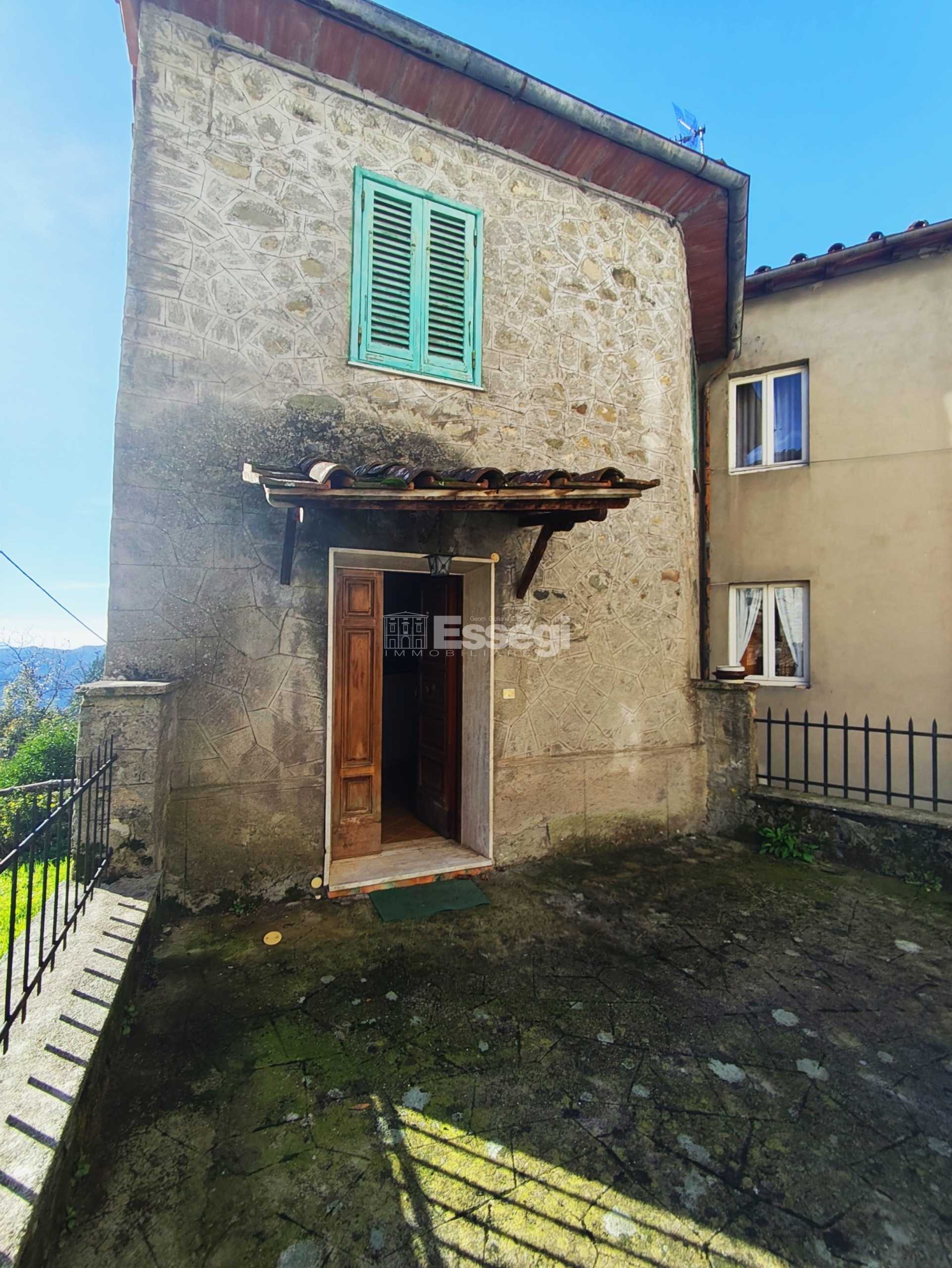Porzione di casa Località Grabbia, Lucca