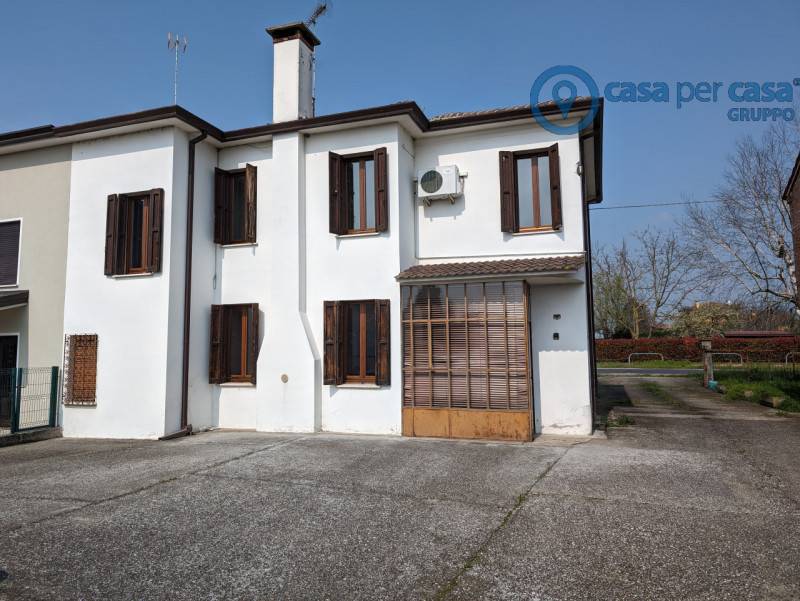 Casa indipendente Via Giuseppe Garibaldi, Villadose
