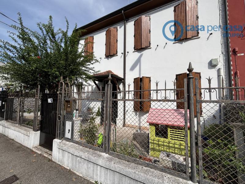 Casa Bi - Trifamiliare Via Cesare Battisti, 2, Rovigo