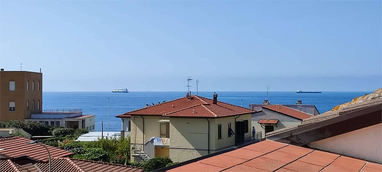 Appartamento Via del Littorale, 97, Livorno
