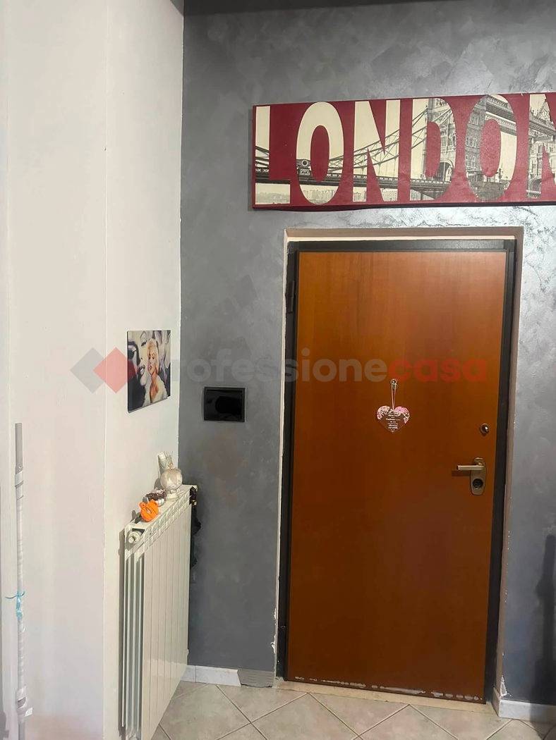Attico - Mansarda Via Arbustella, Vitulazio