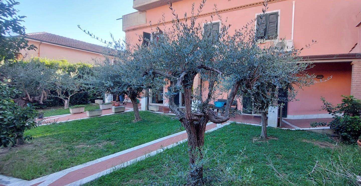 Immobile Via Giuseppe Silicani,, Carrara
