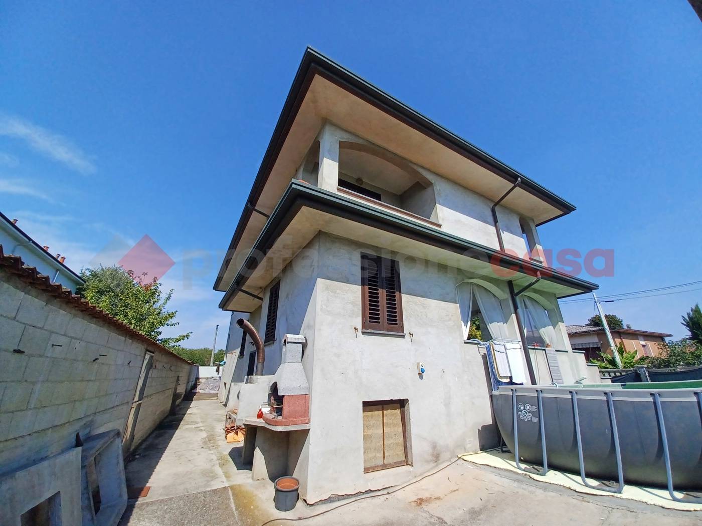 Casa Bi - Trifamiliare Via Piave, Buscate