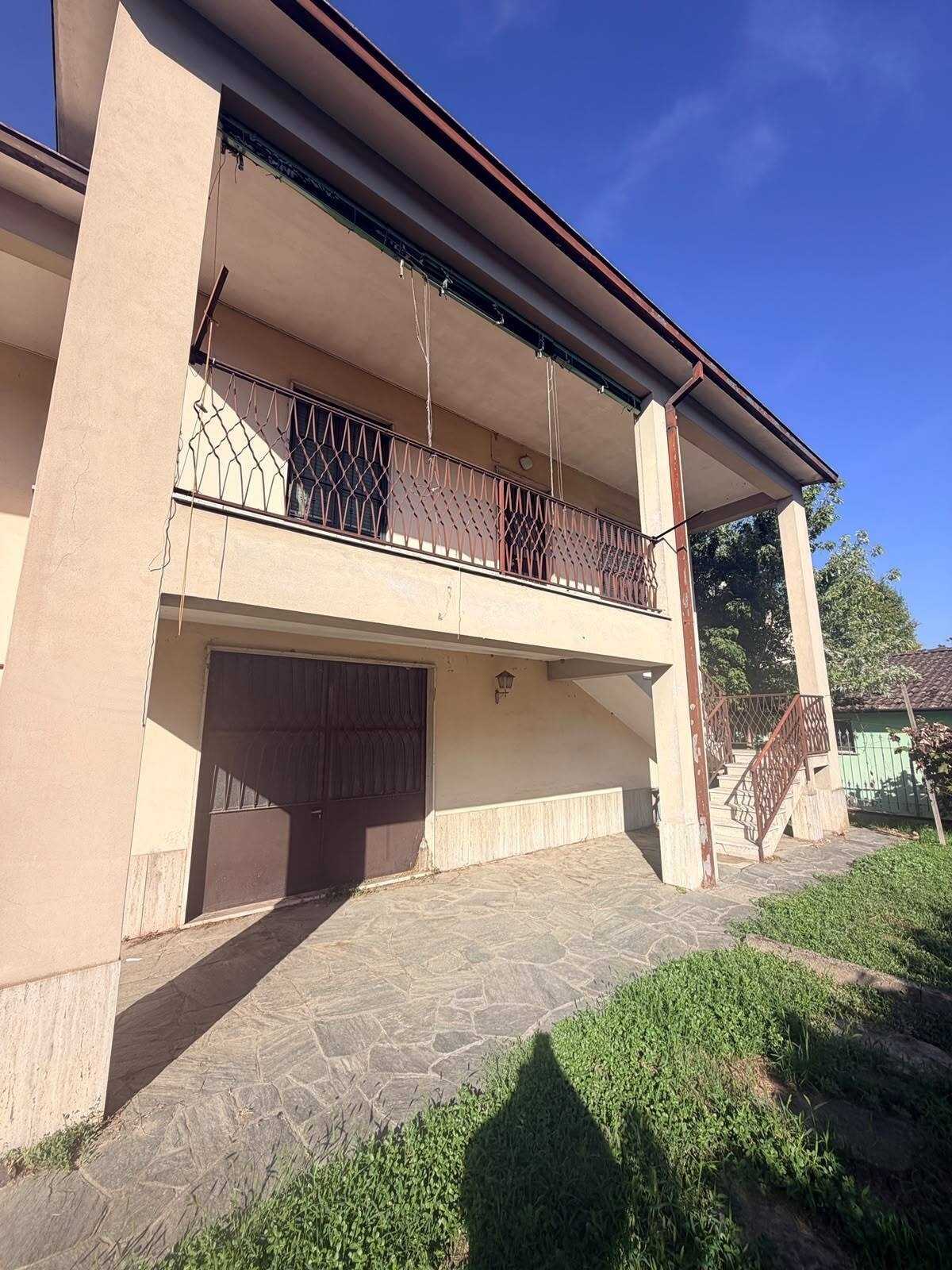 Casa indipendente Via Cavalieri di Vittorio Veneto, San Colombano al Lambro