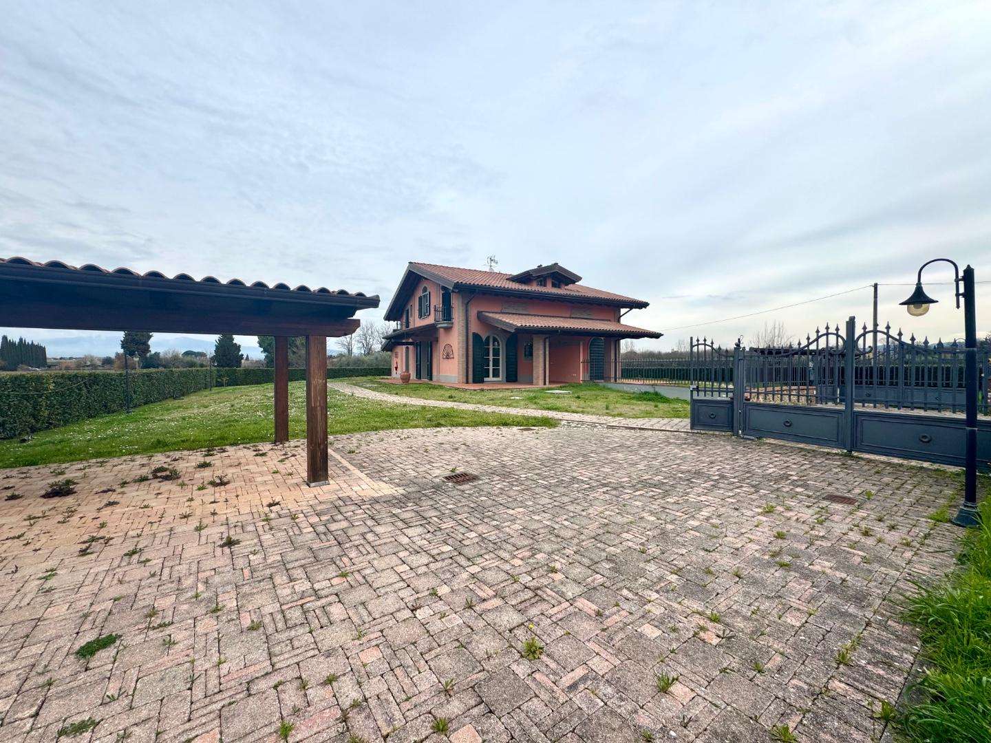 Villa, Empoli