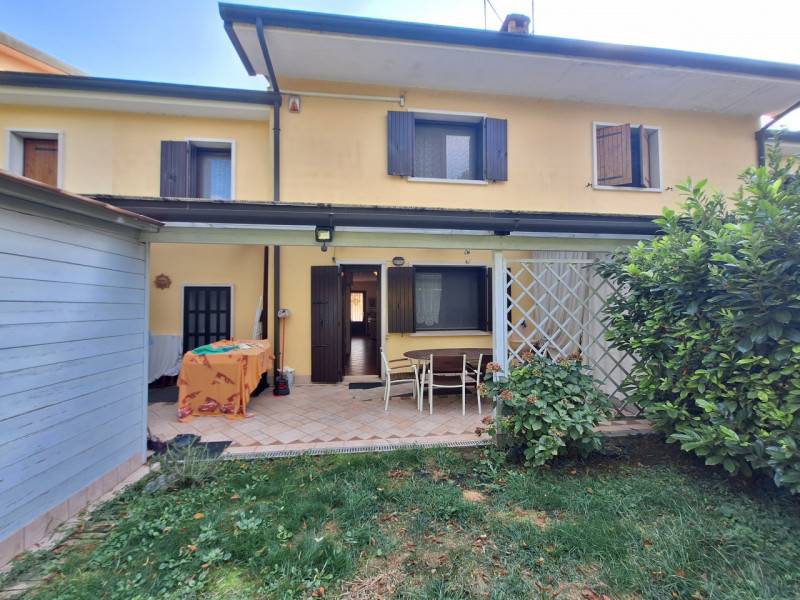 Casa Bi - Trifamiliare Mirano - Centro, Mirano