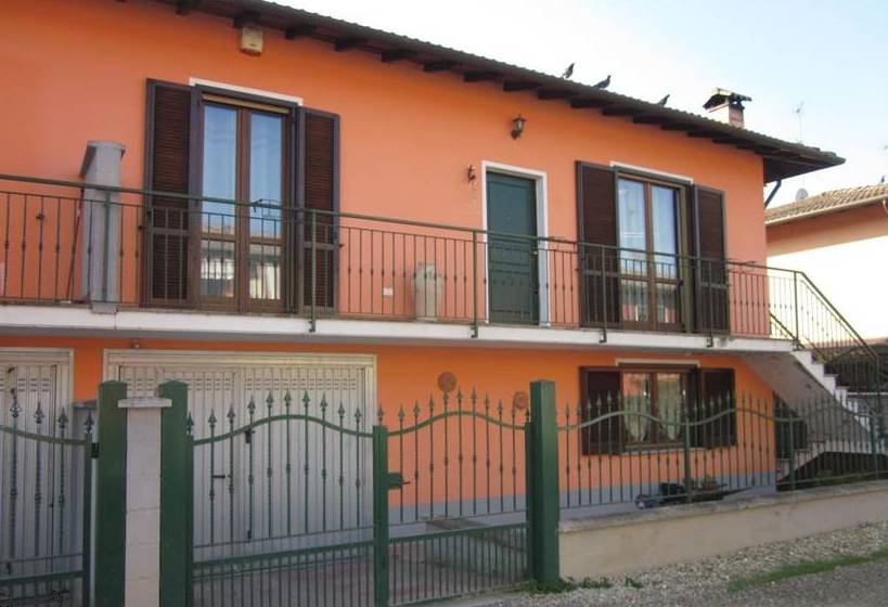 Casa indipendente SP19, Dorno