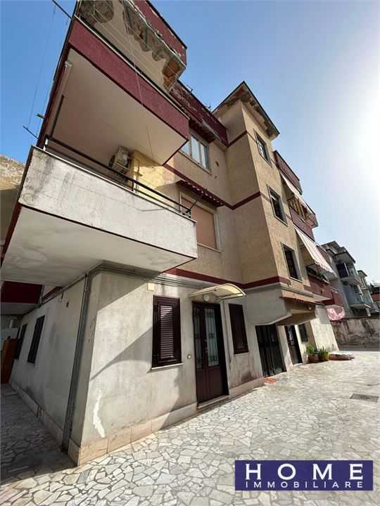 Appartamento via della reppublica, Crispano