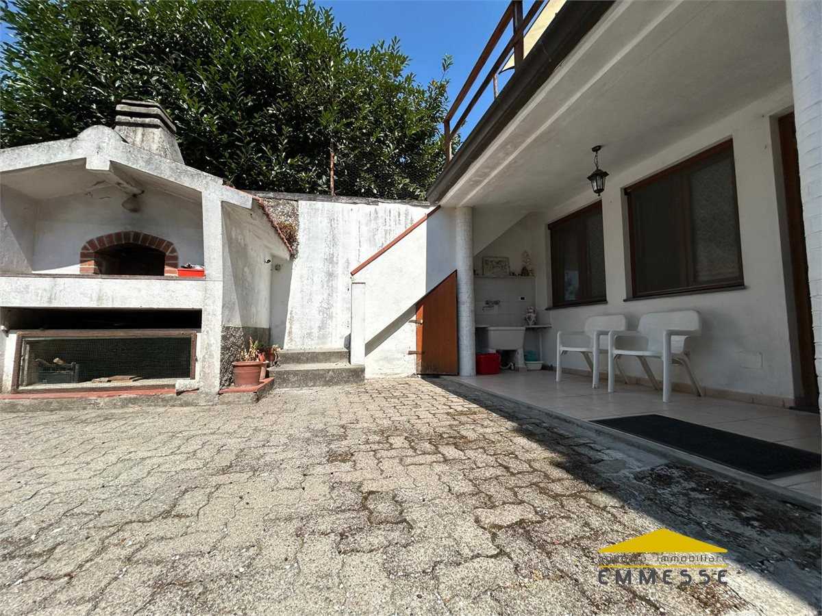 Casa indipendente via cavallotti, Massa