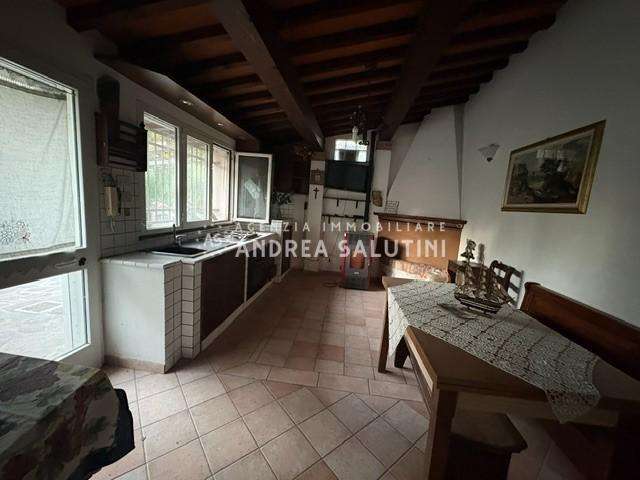 Palazzo - Stabile Via Tosco Romagnola,, Pontedera