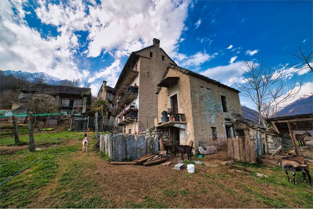 Porzione di casa Via Sempione, Crevoladossola