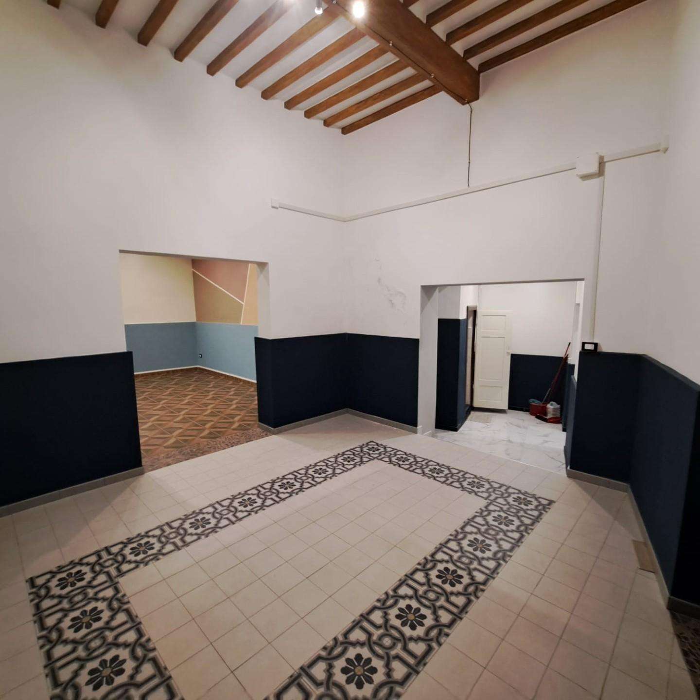 Locale commerciale Via Giuseppe Verdi,  65, Livorno