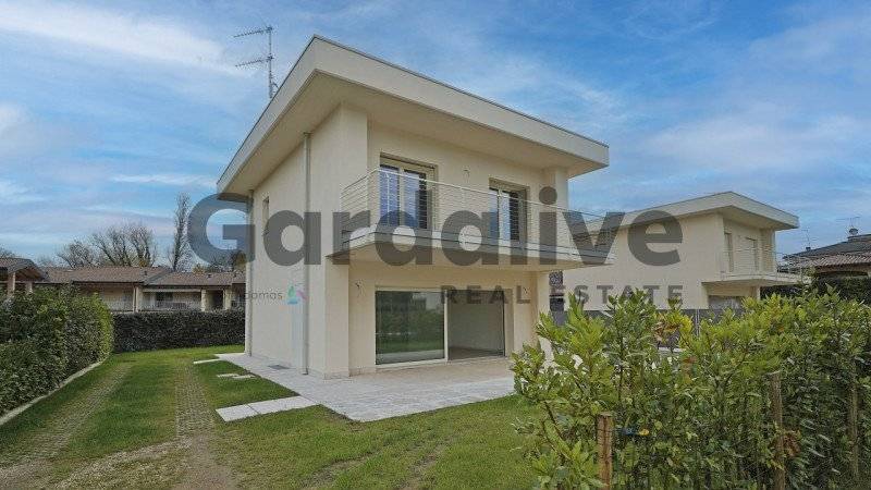 Casa indipendente Via Don Angelo Merici, Manerba del Garda