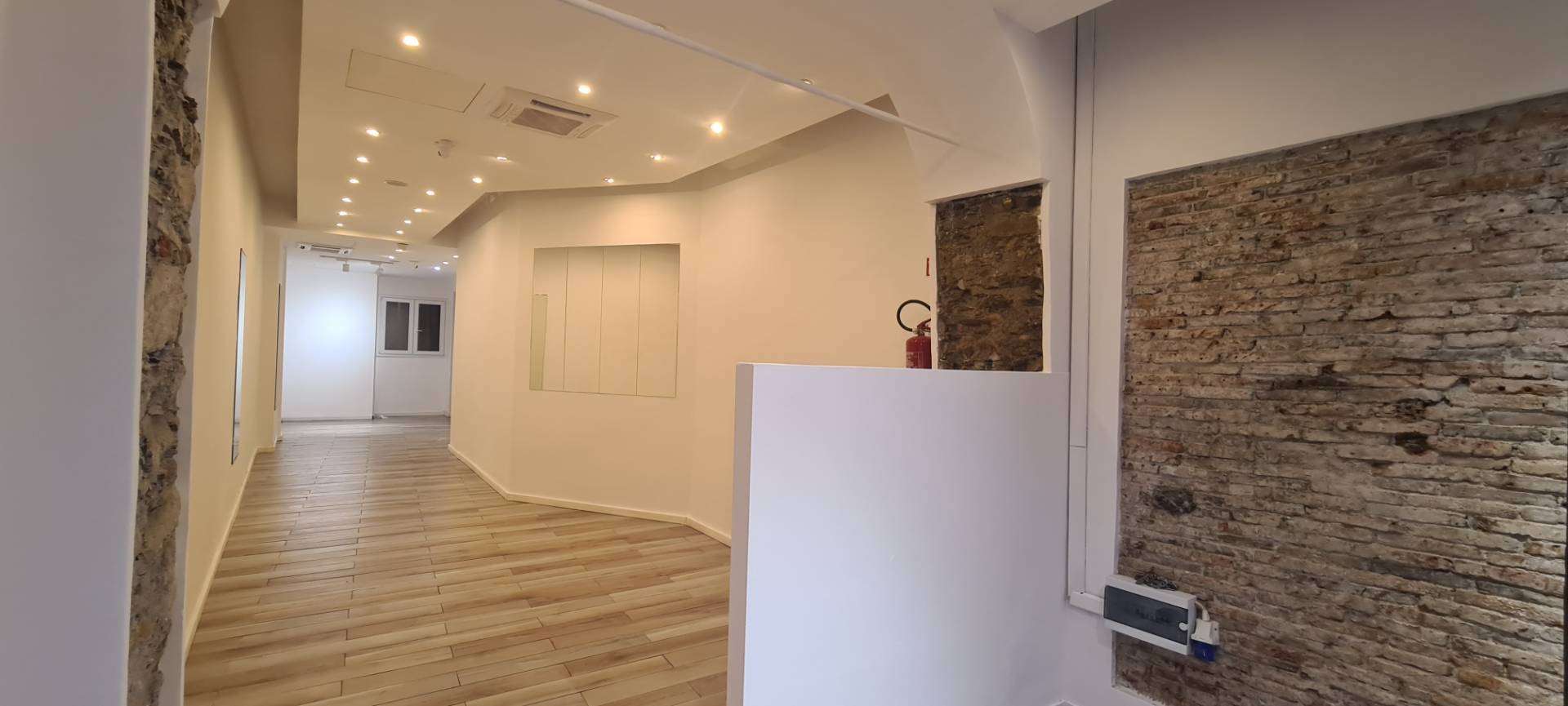 Locale commerciale VIA VITTORIO VENETO 48, Chiavari