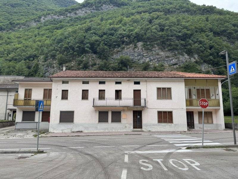 Casa indipendente Via Soglio, Valdastico