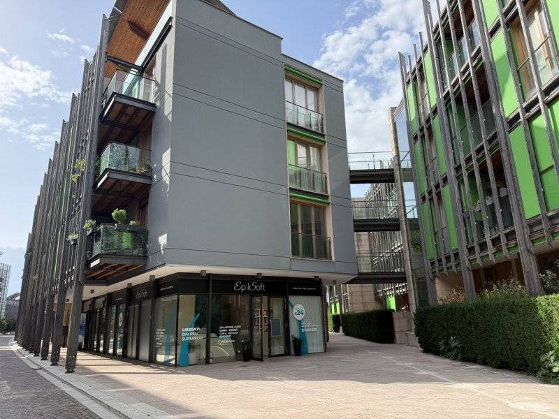 Negozio Viale della Costituzione, 21, Trento
