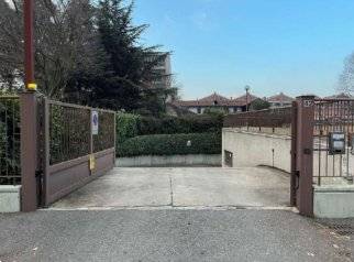 Magazzino - Deposito Via Michele Berrino, Venaria Reale
