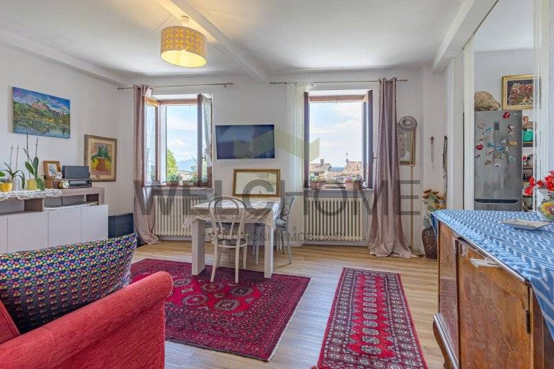 Appartamento Via San Maurizio, Erba