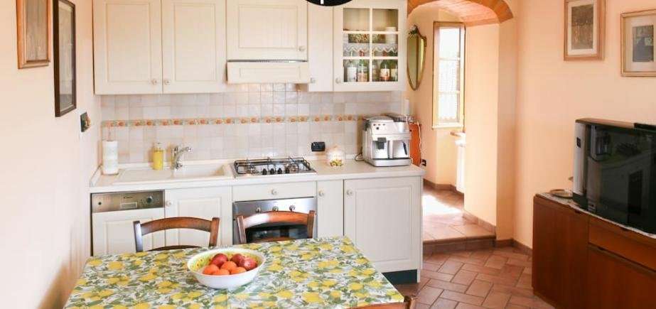 Appartamento Piazza Lama,  53015, Monticiano