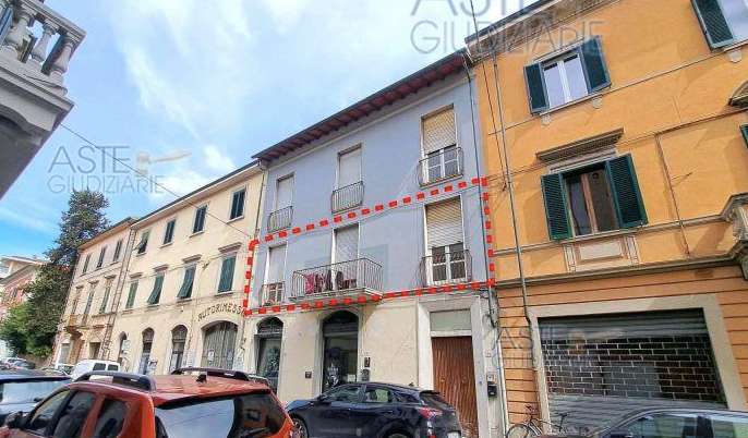 Immobile Pontedera,  19, Pontedera