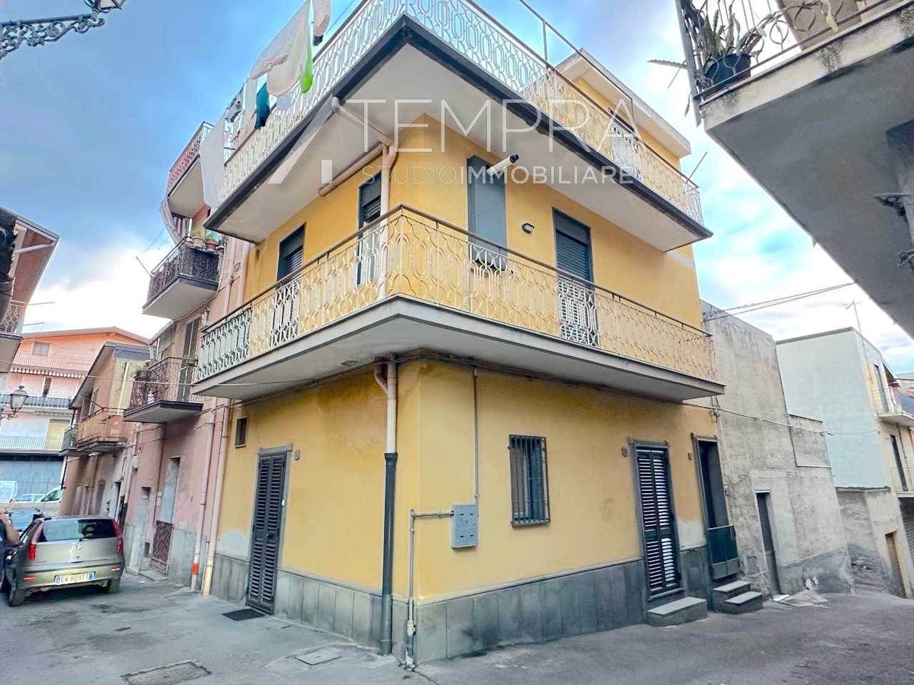 Casa indipendente Via Narciso, Adrano
